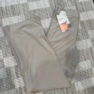 Vuori Women's Villa Trousers in Mushroom